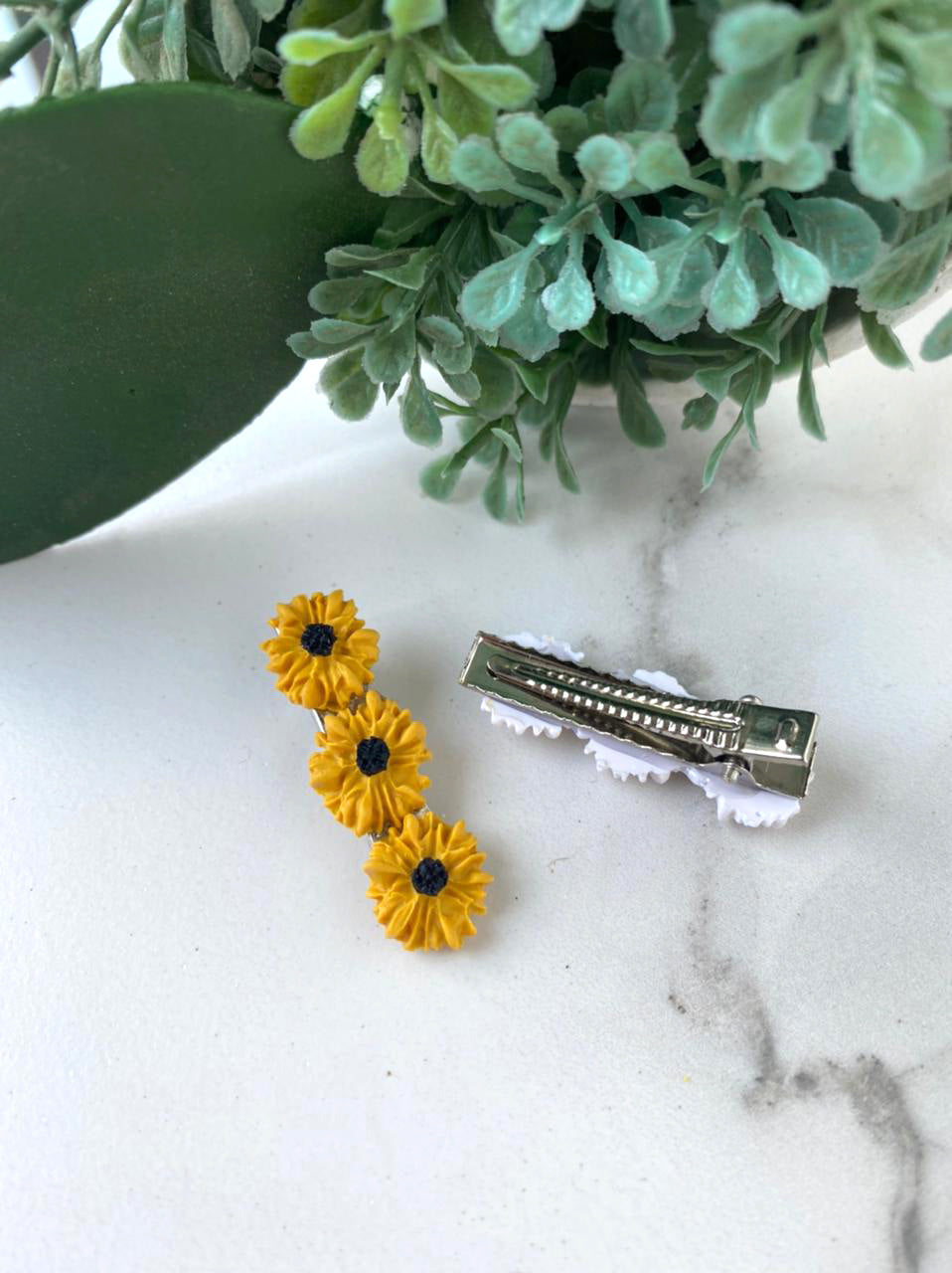 Daisy and sunflower hair clip small