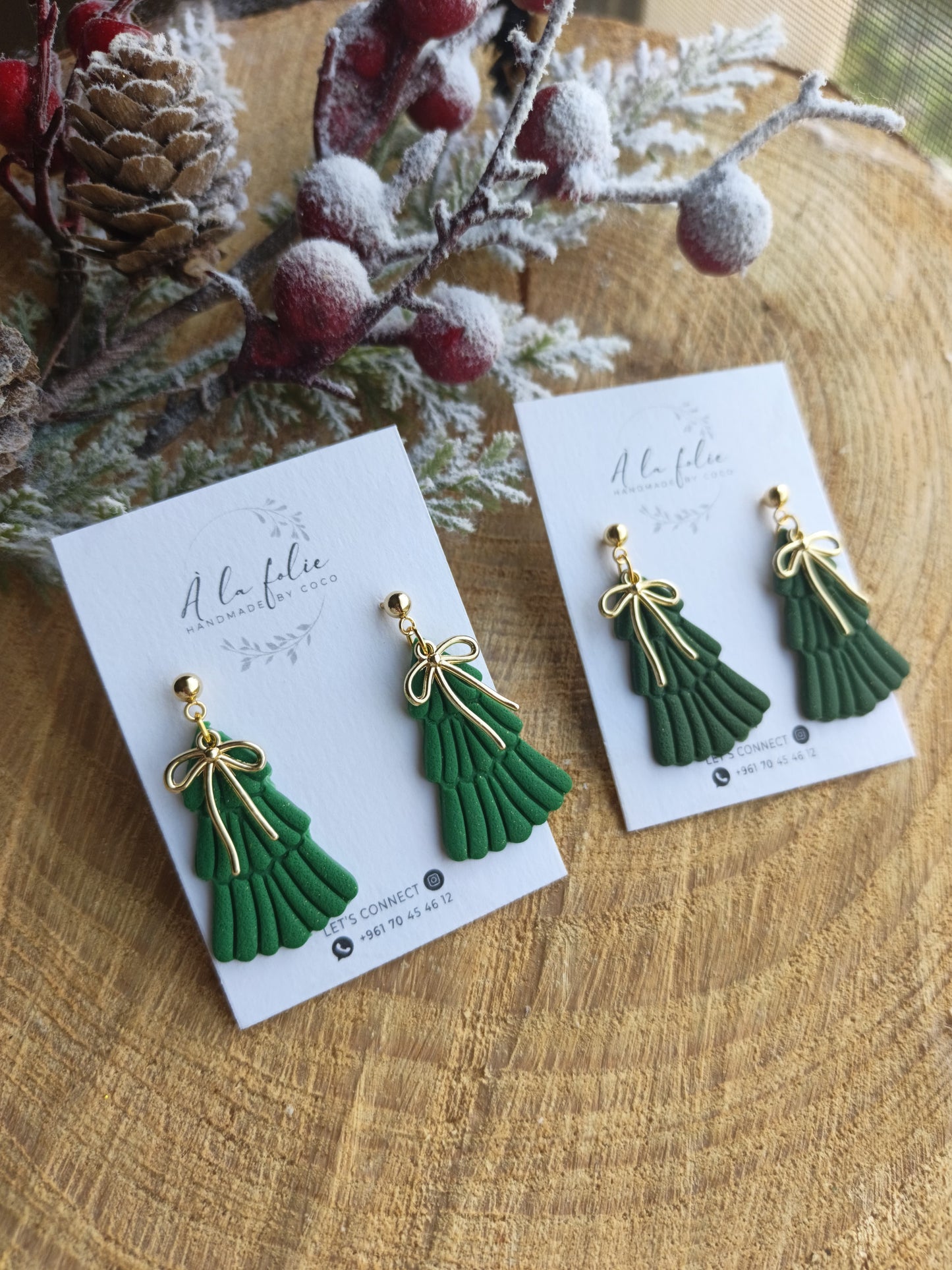 Christmas Collection - Holiday Ribbon Tree