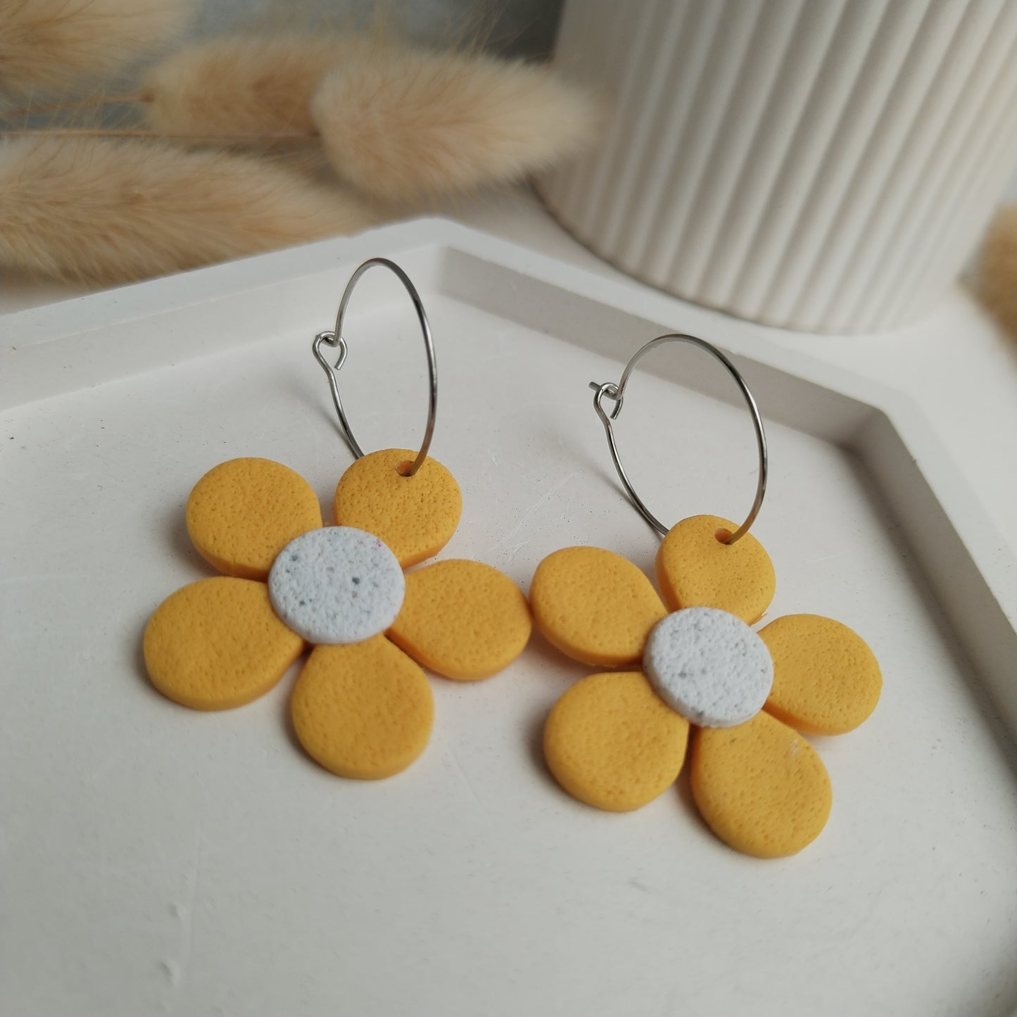 End of season sale -  Hoop Spring Flower