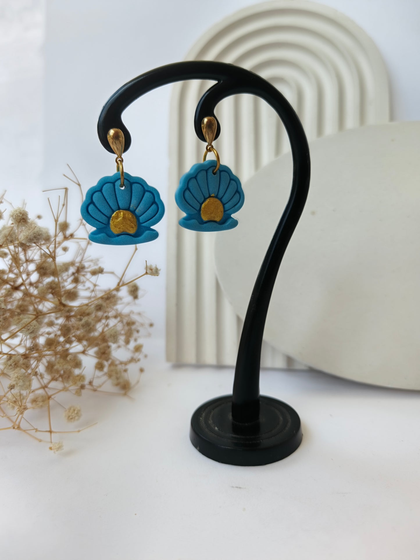 End of season sale - Seashell Bloom Earrings
