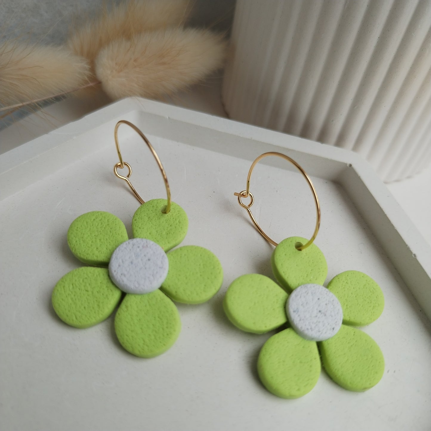 End of season sale -  Hoop Spring Flower