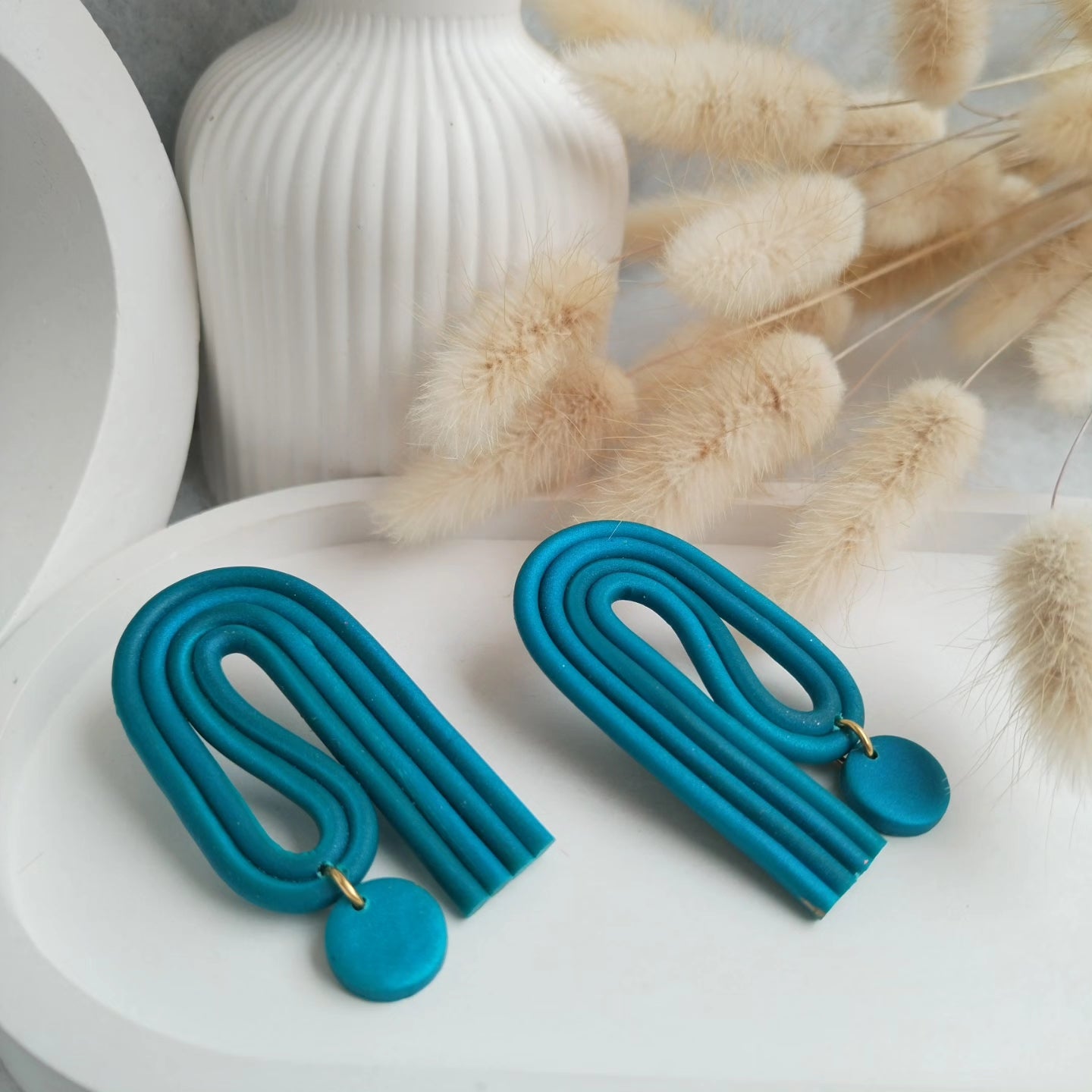 Alisa clay earring